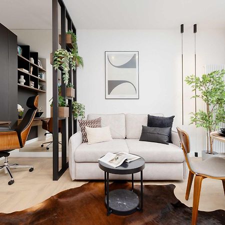 Apartment Sarmacka Wilanow With Parking, Sauna & Gym By Noclegi Renters Warsaw Luaran gambar