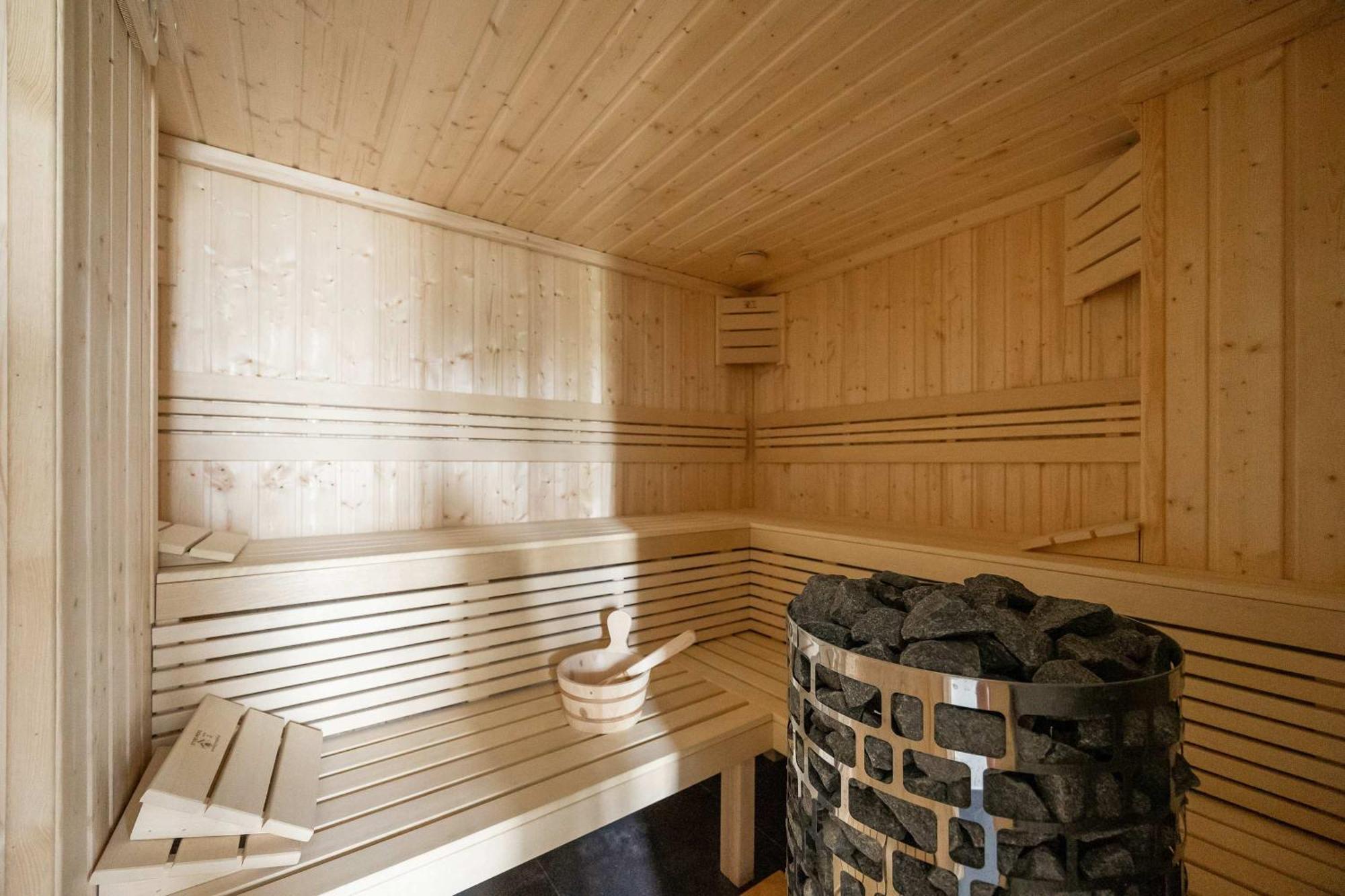 Apartment Sarmacka Wilanow With Parking, Sauna & Gym By Noclegi Renters Warsaw Luaran gambar